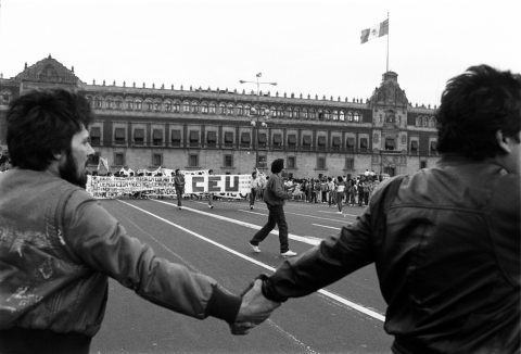 Marcha del Comité Estudiantil Universitario, del Ángel de la Independencia al Zócalo. México, D.F. 21/01/87 Marcha del Comité Estudiantil Universitario, del Ángel de la Independencia al Zócalo. México, D.F. 21/01/87